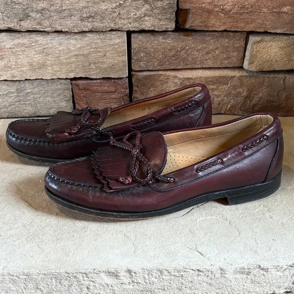 Allen Edmonds sz 10 brown leather loafers with tassels
